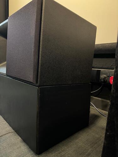 CENTER TILT STAND